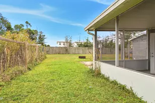 5644 Martin Ct, Panama City, FL 32404 - Photo 15