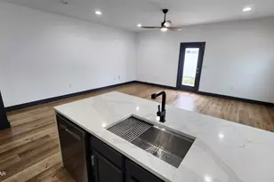 5849 Callaway Cir, Panama City, FL 32404 - Photo 7