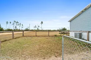 1735 E Callaway Dr, Panama City, FL 32404 - Photo 43