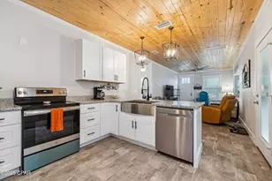 608 Seabreeze Dr, Panama City Beach, FL 32408 - Photo 9