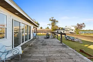 1037 N Bay Dr, Lynn Haven, FL 32444 - Photo 45