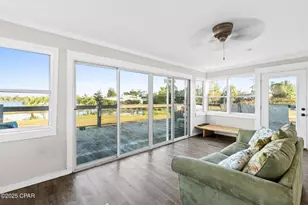 1037 N Bay Dr, Lynn Haven, FL 32444 - Photo 17