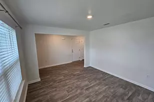 504 Albert Meadow Ln, Panama City, FL 32404 - Photo 3