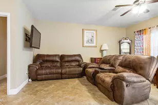 1820 Annabellas Dr, Panama City Beach, FL 32407 - Photo 11