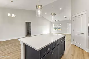 3817 Red Deer Cir, Panama City, FL 32404 - Photo 7