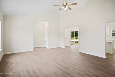 5987 Cross Country Boulevard, Marianna, FL 32446 - Photo 7