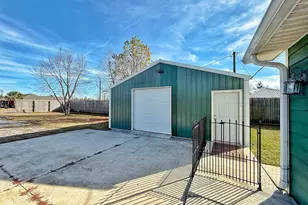 21382 NW Paradise Ln, Altha, FL 32421 - Photo 33