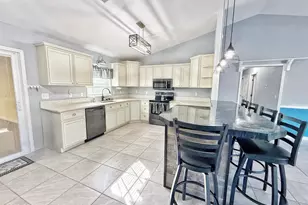 21382 NW Paradise Ln, Altha, FL 32421 - Photo 11