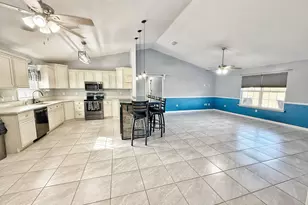 21382 NW Paradise Ln, Altha, FL 32421 - Photo 9