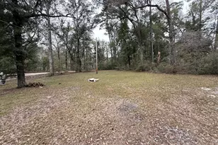 2321 Old Mill Rd, Caryville, FL 32425 - Photo 33