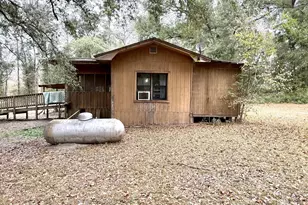 2321 Old Mill Rd, Caryville, FL 32425 - Photo 25