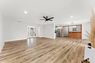 3198 Wood Valley Rd, Panama City, FL 32405 - Photo 7