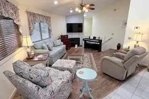 3048 Joyce Dr, Marianna, FL 32446 - Photo 3