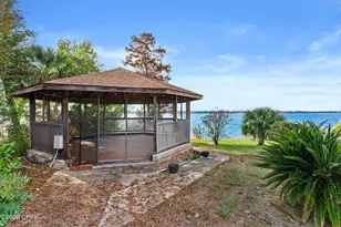 8009 Highpoint Rd, Panama City, FL 32404 - Photo 37