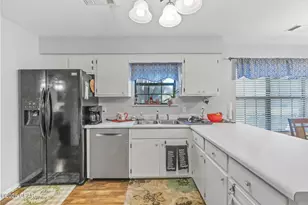 5232 Woodgate Way, Marianna, FL 32446 - Photo 7