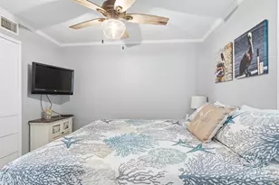 9850 S Thomas Dr, Panama City, FL 32408 - Photo 15