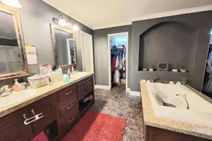 4296 Century Rd, Greenwood, FL 32443 - Photo 19