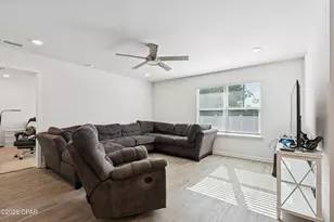 498 Albert Meadow Ln, Panama City, FL 32404 - Photo 5