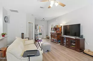 2012 N Pearl St, Crestview, FL 32536 - Photo 9