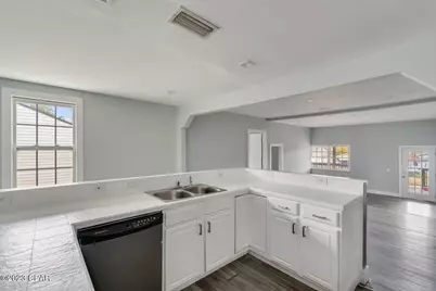 338 N Bonita Avenue, Panama City, FL 32401 - Photo 9