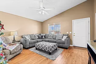 1815 Rhett Pl, Lynn Haven, FL 32444 - Photo 11