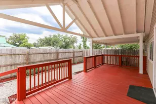 911 Indiana Ave, Lynn Haven, FL 32444 - Photo 13