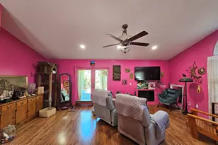 2511 Commander Rd, Southport, FL 32409 - Photo 9