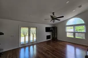 2511 Commander Rd, Southport, FL 32409 - Photo 15