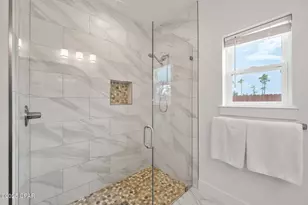 1310 W 30th St, Panama City, FL 32405 - Photo 15