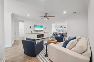 1310 W 30th St, Panama City, FL 32405 - Photo 9