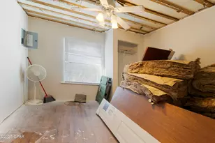 209 E North Ave, Bonifay, FL 32425 - Photo 11