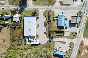 209 E North Ave, Bonifay, FL 32425 - Photo 25