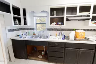 209 E North Ave, Bonifay, FL 32425 - Photo 5