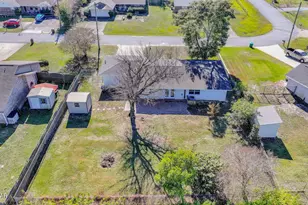 1851 Airport Cir, Panama City, FL 32405 - Photo 45