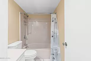 324 E Beach Dr, Panama City, FL 32401 - Photo 25