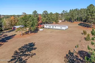 2582 Schmidt Ln, Chipley, FL 32428 - Photo 31