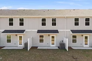 332 Chateau Ln, Port Saint Joe, FL 32456 - Photo 35