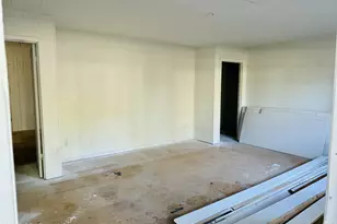 101 W Live Oak Ave, Defuniak Springs, FL 32435 - Photo 5