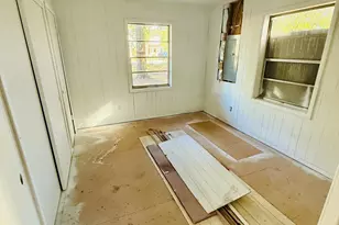 101 W Live Oak Ave, Defuniak Springs, FL 32435 - Photo 13