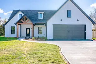 319 W 35th Ct, Panama City, FL 32405 - Photo 1