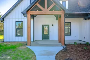 319 W 35th Ct, Panama City, FL 32405 - Photo 5