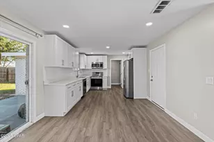 4109 Sue Ln, Panama City, FL 32404 - Photo 9