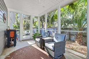 72 13th St, Apalachicola, FL 32320 - Photo 27