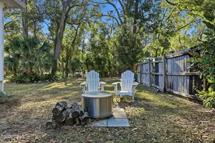 72 13th St, Apalachicola, FL 32320 - Photo 31
