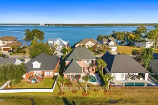 1405 Country Club Dr, Lynn Haven, FL 32444 - Photo 5