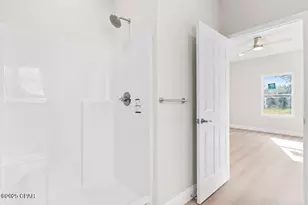 2204 E 8th St, Panama City, FL 32401 - Photo 21