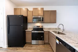 5860 Tyndall Pl, Panama City, FL 32404 - Photo 1