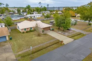 2017 Pattho Ln, Lynn Haven, FL 32444 - Photo 31