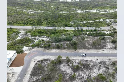 135 Hemmingway Circle, Port Saint Joe, FL 32456 - Photo 7