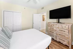 9902 S Thomas Dr, Panama City Beach, FL 32408 - Photo 7